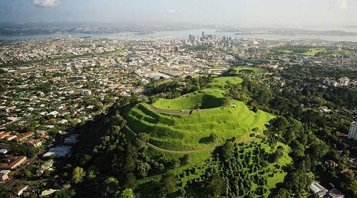 География Окленда: вулканы, парки и заливы
